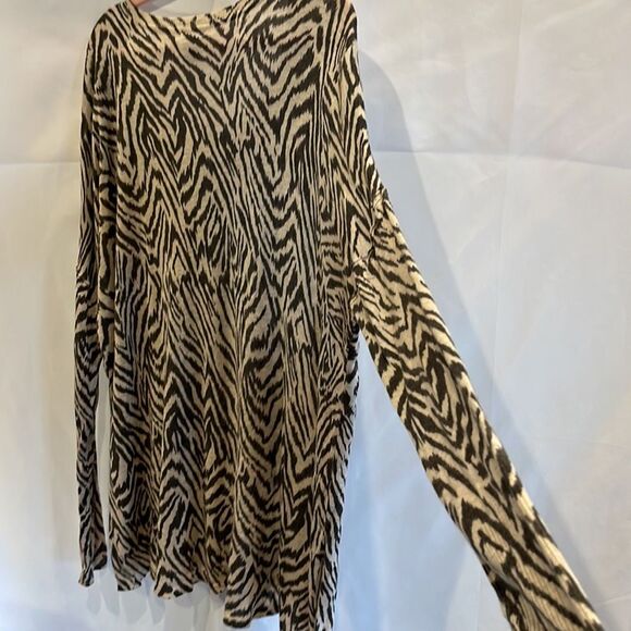H&M lightweight long sleeve top Size Large - Picture 11 of 12